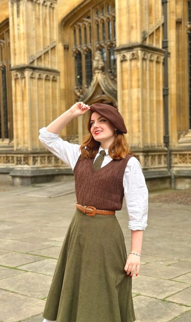 Dark academia Outfit